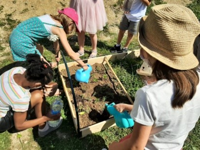 [Laudato Si’ en action] La jeune génération prend racine dans les profondeurs de la terre par l’éducation