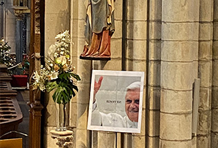 Messe d’action de grâce et d’intercession pour Benoît XVI – Homélie de Mgr Nahmias