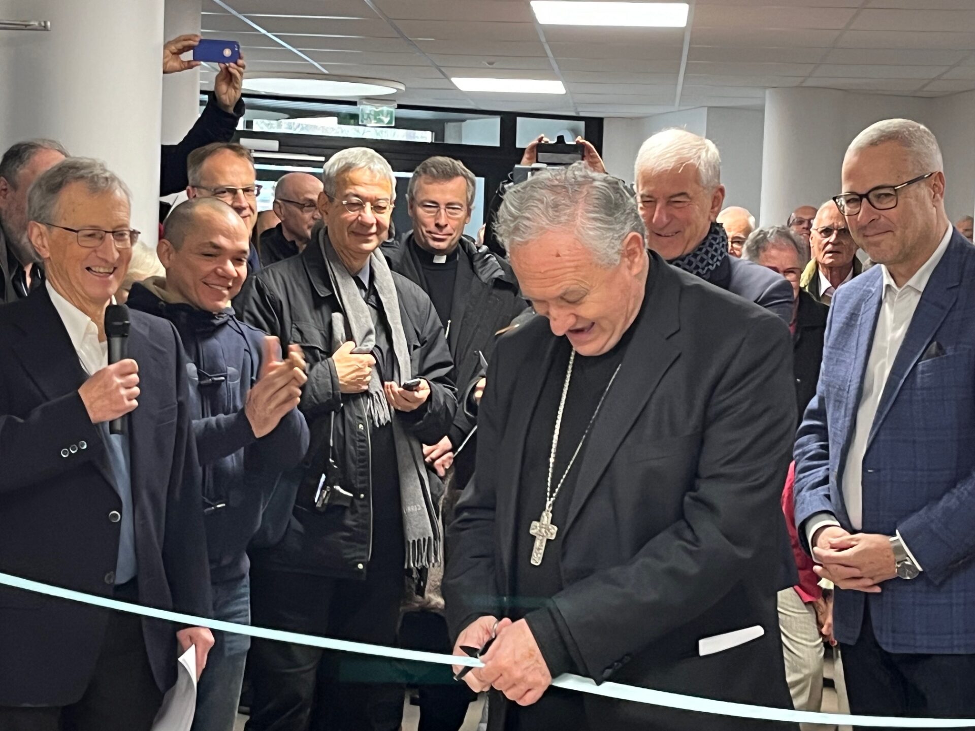 Inauguration de l’extension du centre pastoral de l’église Notre Dame du Val à Bussy  23 décembre 2023
