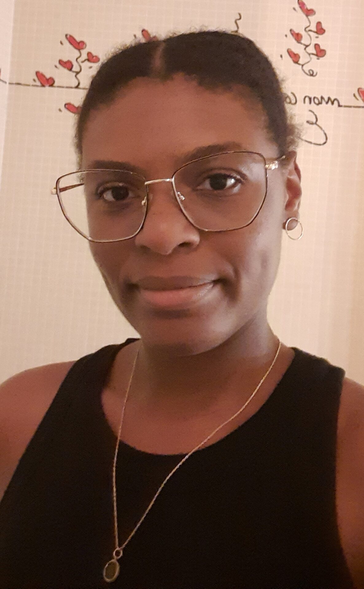 Mme Rebecca Labady